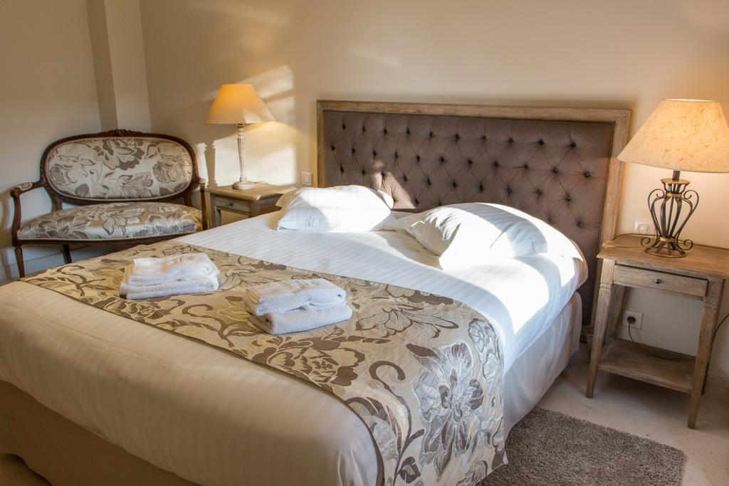 Champagne Andre Bergere & Suites Эперне Номер фото